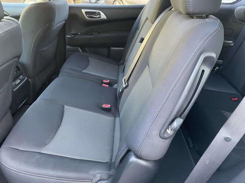 Used 2017 Nissan Pathfinder SV w/ Trailer Tow Package image 20