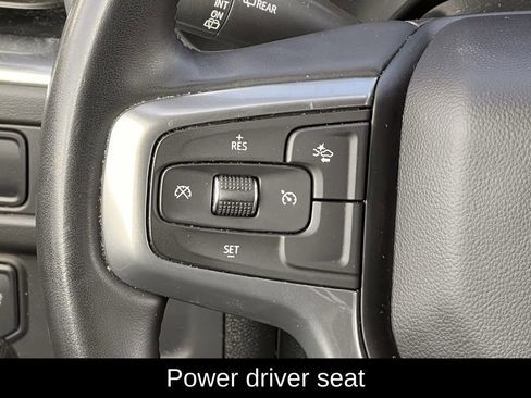 Used 2024 Chevrolet Suburban LT image 16