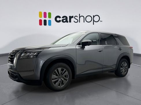Used 2024 Nissan Pathfinder S image 1