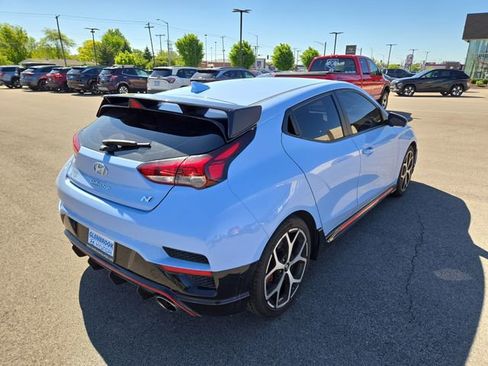 Used 2019 Hyundai Veloster N N FWD image 6