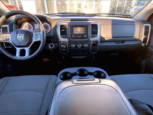 Used 2024 RAM 1500 Classic SLT image 15