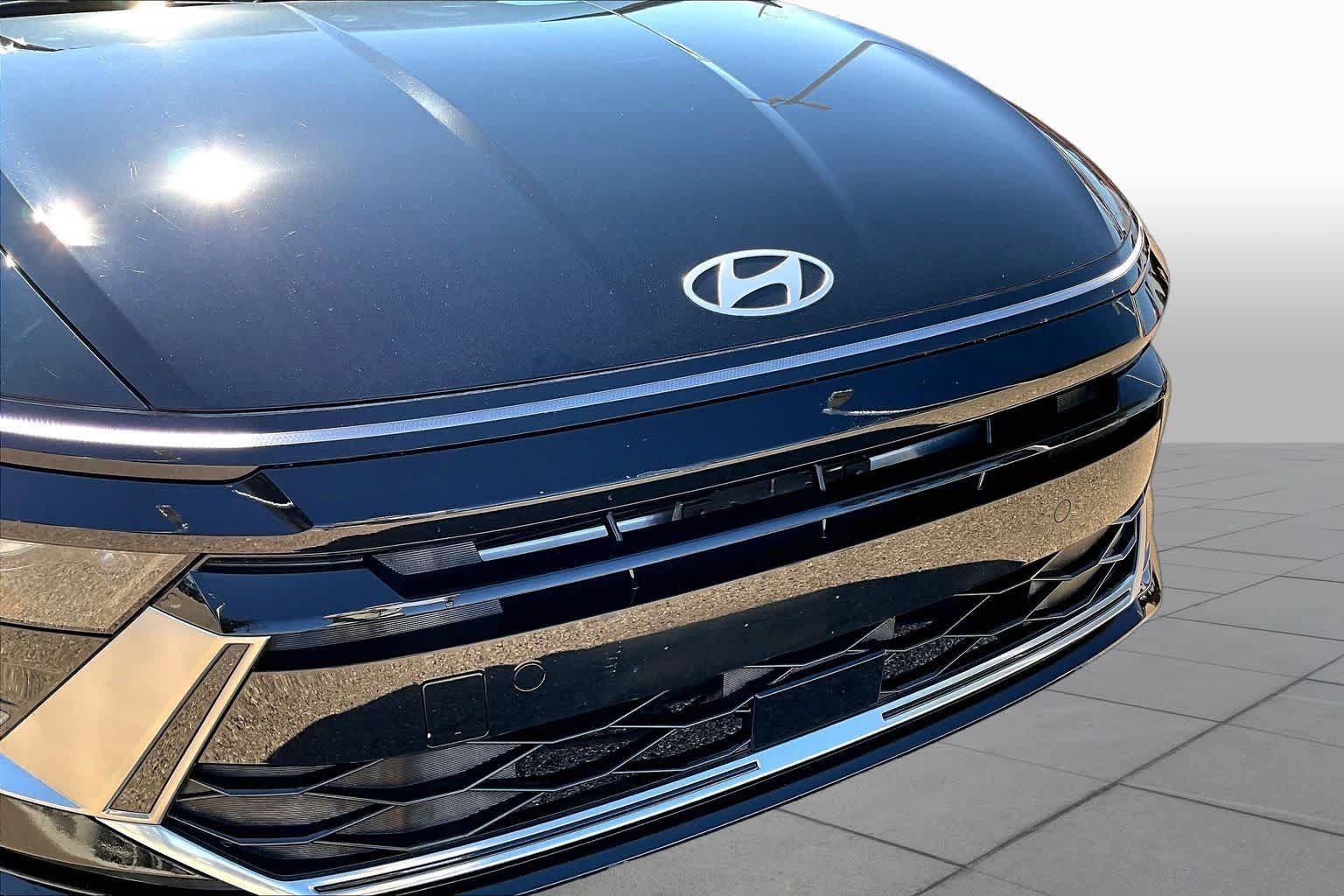 Used 2025 Hyundai Sonata SEL FWD image 35
