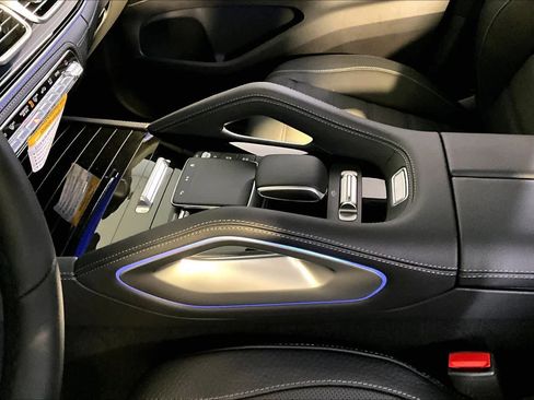 New 2026 Mercedes-Benz GLE 580 4MATIC image 10