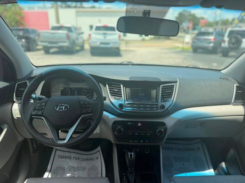 Used 2017 Hyundai Tucson SE FWD image 16