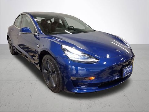 Used 2019 Tesla Model 3 image 4