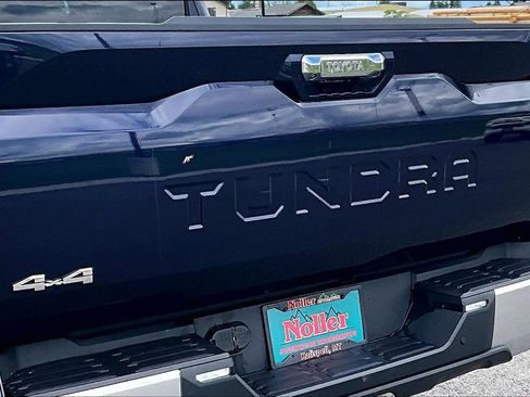 Used 2023 Toyota Tundra Limited AWD/4WD image 8