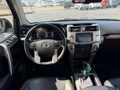 Used 2017 Toyota 4Runner Limited AWD/4WD image 22