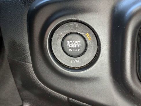 Used 2018 Jeep Wrangler Unlimited Sport S AWD/4WD image 27