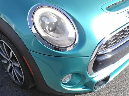 Used 2017 MINI Cooper S image 7