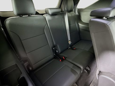 Used 2024 Chevrolet Traverse LT w/ LPO, Floor Liner Package FWD image 26