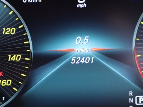 Used 2019 Mercedes-Benz C 300 4MATIC Sedan image 20