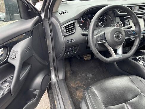 Used 2020 Nissan Rogue SL image 9