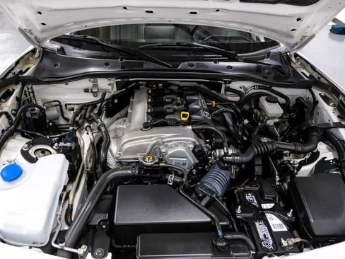 Used 2018 MAZDA MX-5 Miata RF Grand Touring RWD image 44
