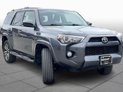 Used 2019 Toyota 4Runner SR5 image 2