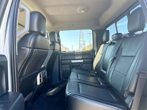 Used 2019 Ford F350 Lariat w/ Chrome Package image 29