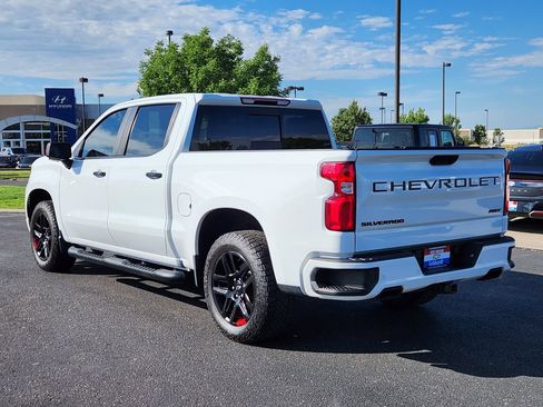Used 2022 Chevrolet Silverado 1500 RST w/ Redline Edition AWD/4WD image 3