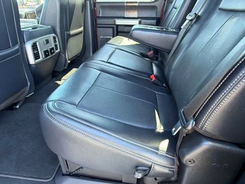 Used 2022 Ford F250 Lariat w/ Lariat Ultimate Package AWD/4WD image 17
