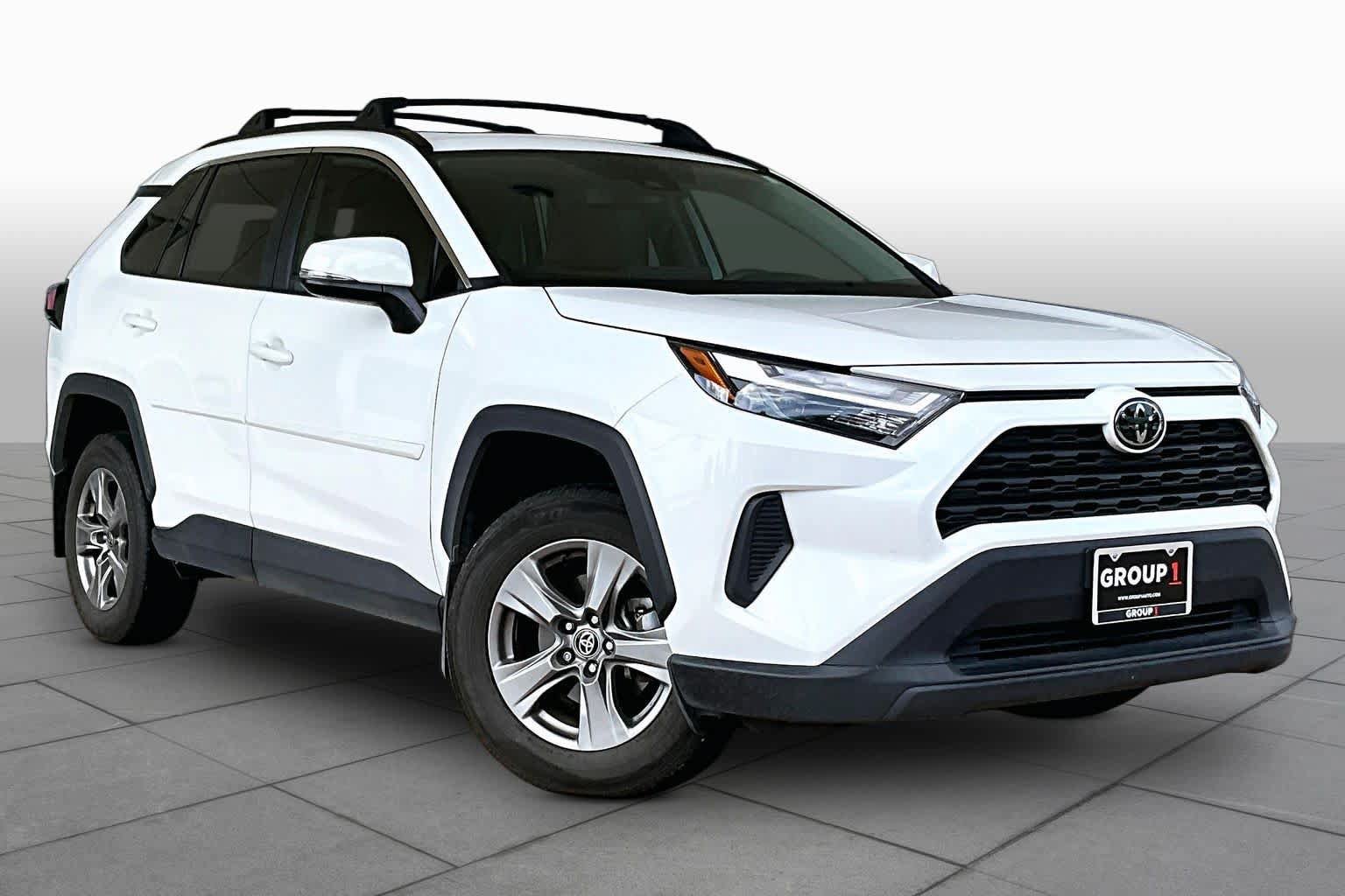 Used 2024 Toyota RAV4 XLE w/ Convenience Package FWD image 3