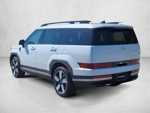 Certified 2025 Hyundai Santa Fe Limited image 10