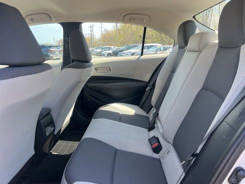 Used 2024 Toyota Corolla LE w/ LE Convenience Package FWD image 3