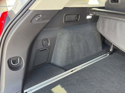 Used 2019 Cadillac XT5 Premium Luxury image 33