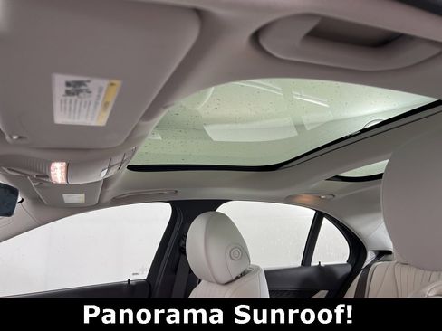 Certified 2022 Mercedes-Benz E 350 4MATIC Sedan image 12