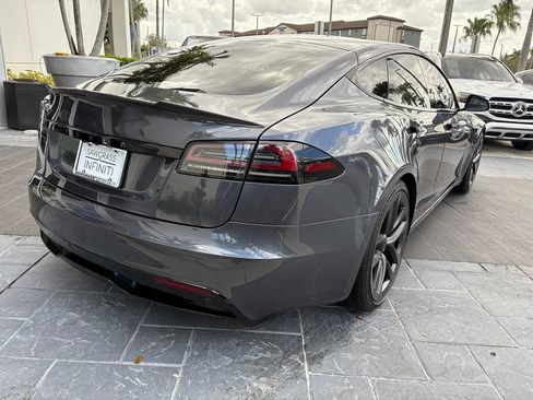 Used 2023 Tesla Model S Standard Range image 8