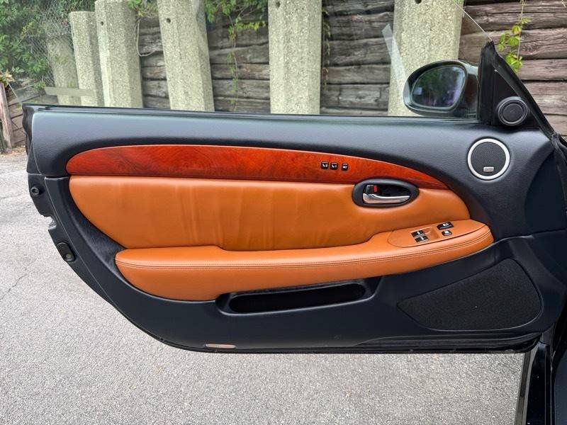 Used 2004 Lexus SC 430 Convertible RWD image 17