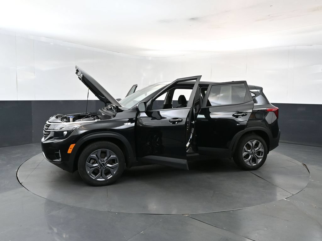 Certified 2024 Kia Seltos LX AWD/4WD image 27