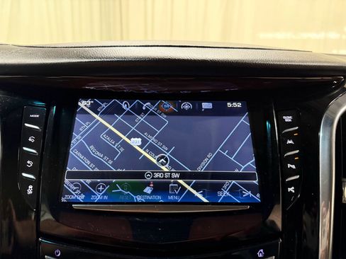 Used 2017 Cadillac Escalade Luxury AWD/4WD image 36