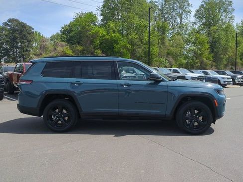 New 2026 Jeep Grand Cherokee L Limited AWD/4WD image 14