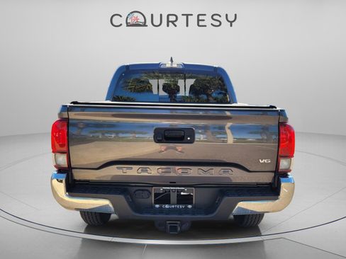 Certified 2023 Toyota Tacoma TRD Sport image 4