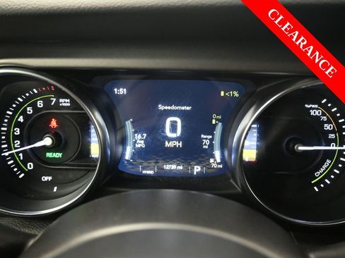 Used 2023 Jeep Wrangler Unlimited w/ Convenience Group image 19