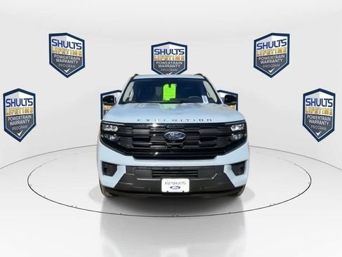Used 2025 Ford Expedition Max Active image 3
