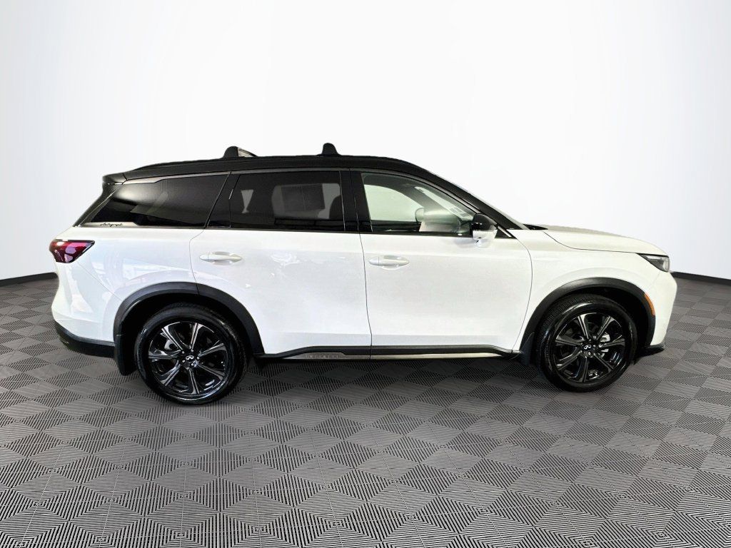 Certified 2027 INFINITI QX60 Autograph w/ Dark Cargo Package AWD/4WD image 4