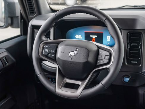 New 2025 Ford Bronco Big Bend w/ Black Diamond Package image 15