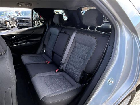 Used 2024 Chevrolet Equinox LT image 14