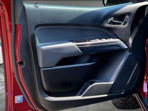 Used 2020 Chevrolet Colorado Z71 AWD/4WD image 10