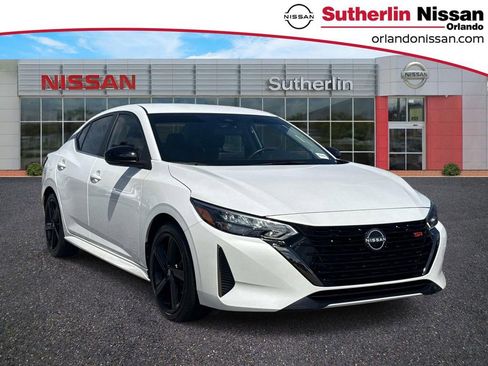 Certified 2024 Nissan Sentra SR FWD image 1