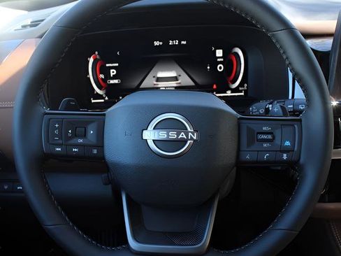 New 2026 Nissan Pathfinder Platinum AWD/4WD image 34
