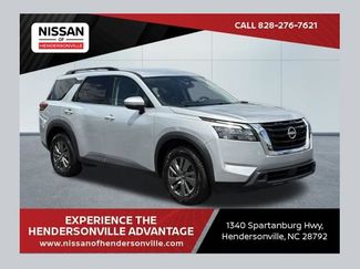 Used 2024 Nissan Pathfinder SV FWD 360° Tour