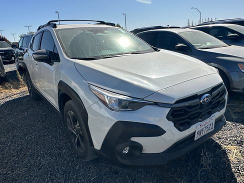 Used 2024 Subaru Crosstrek 2.0i Premium AWD/4WD image 2