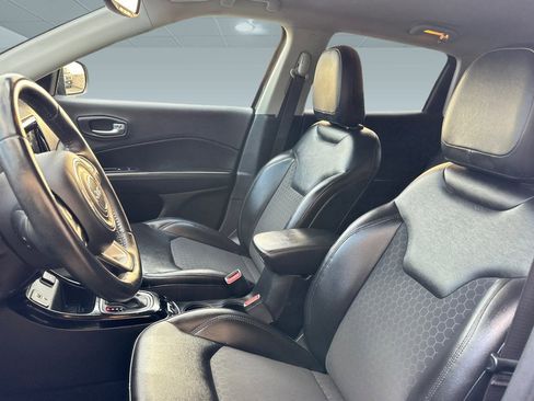 Used 2018 Jeep Compass Altitude w/ Popular Equipment Group image 20