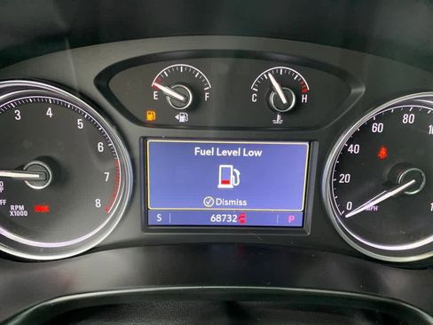 Used 2020 Buick Enclave Essence w/ Sound and Sites Package image 29