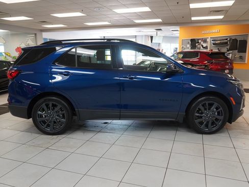 Certified 2022 Chevrolet Equinox RS w/ LPO, Floor Liner Package FWD image 7