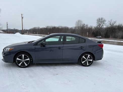 Used 2017 Subaru Impreza 2.0i Sport image 4