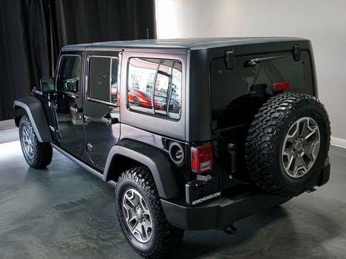 Used 2013 Jeep Wrangler Unlimited Rubicon w/ Connectivity Group AWD/4WD image 42