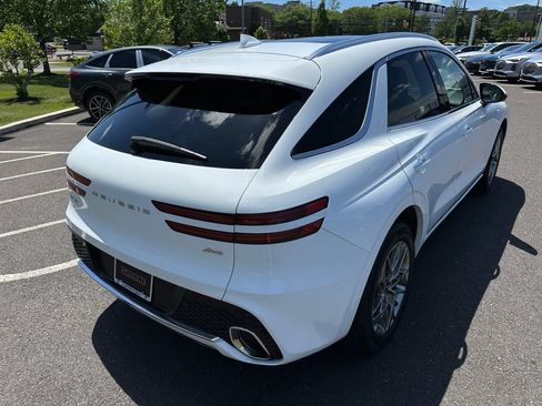 Used 2024 Genesis GV70 2.5T w/ Advanced Package AWD/4WD image 21