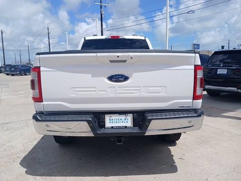 Used 2022 Ford F150 Lariat w/ Trailer Tow Package AWD/4WD image 8