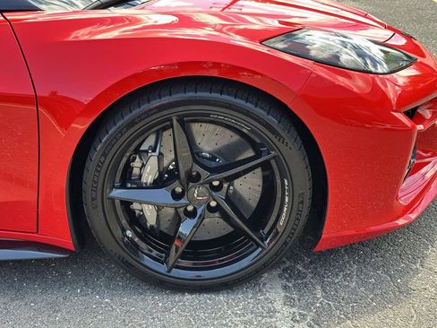 Used 2025 Chevrolet Corvette E-Ray AWD/4WD image 9